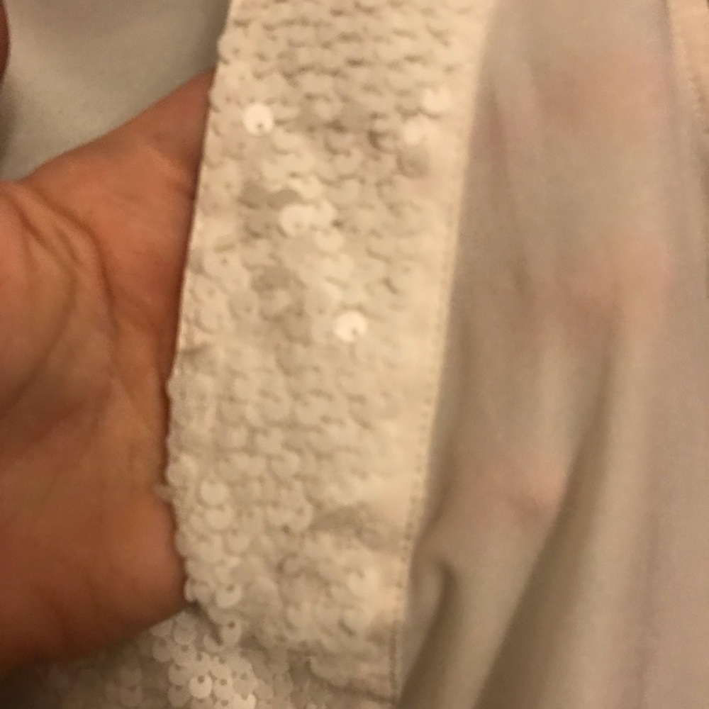 Old Navy Blouse - Picture 3 of 4